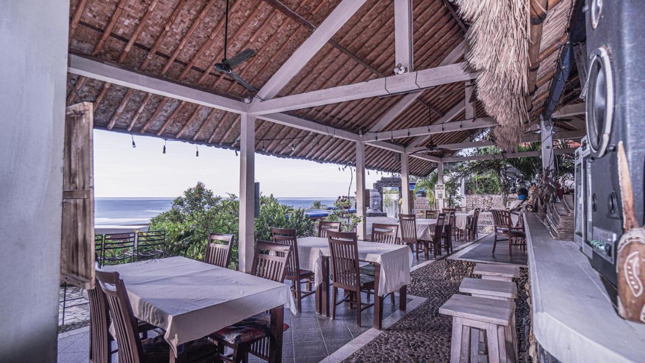 Waenis Sunset View Hotel And Restaurant, Amed, Bali Екстер'єр фото