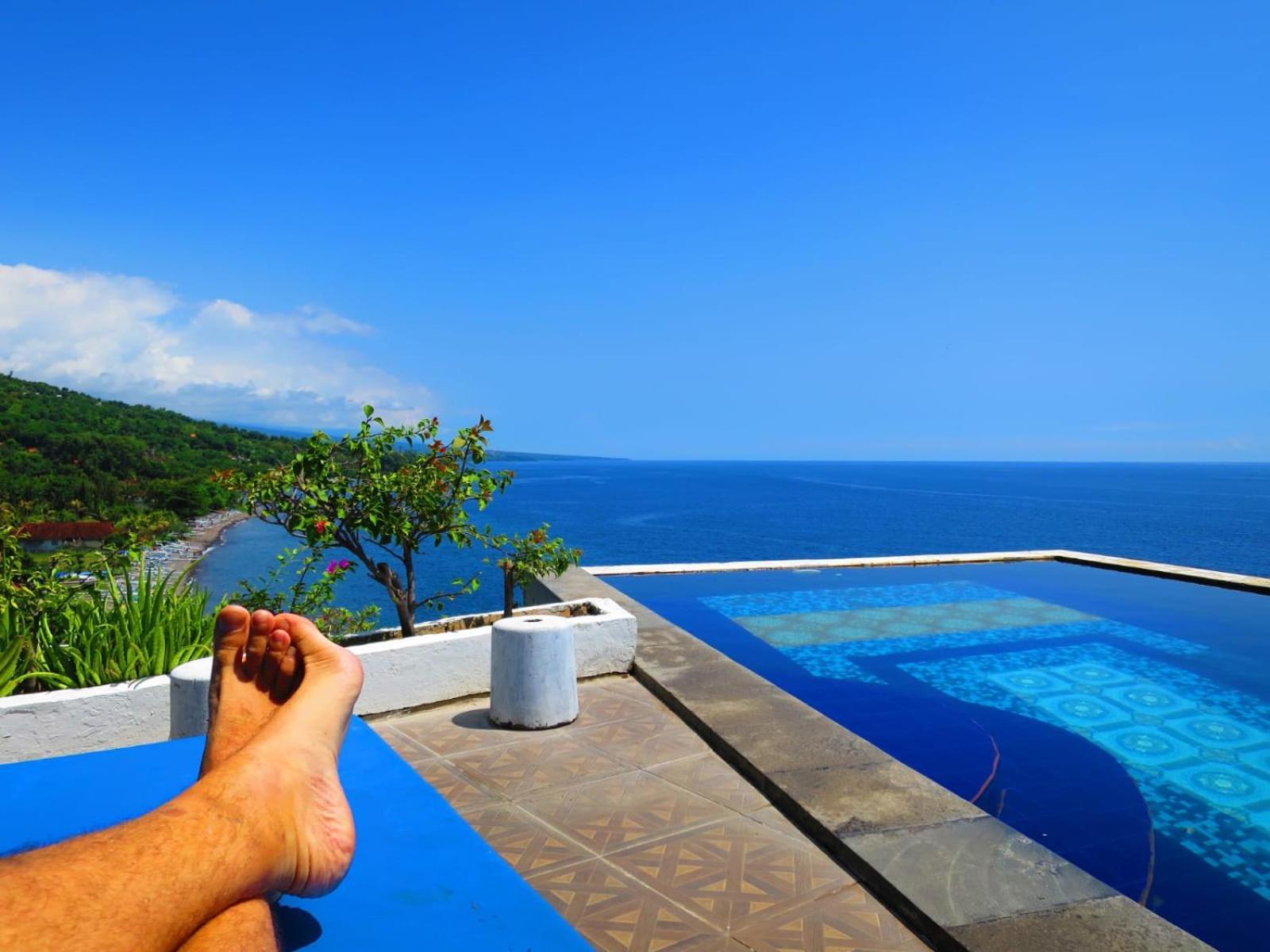 Waenis Sunset View Hotel And Restaurant, Amed, Bali Екстер'єр фото